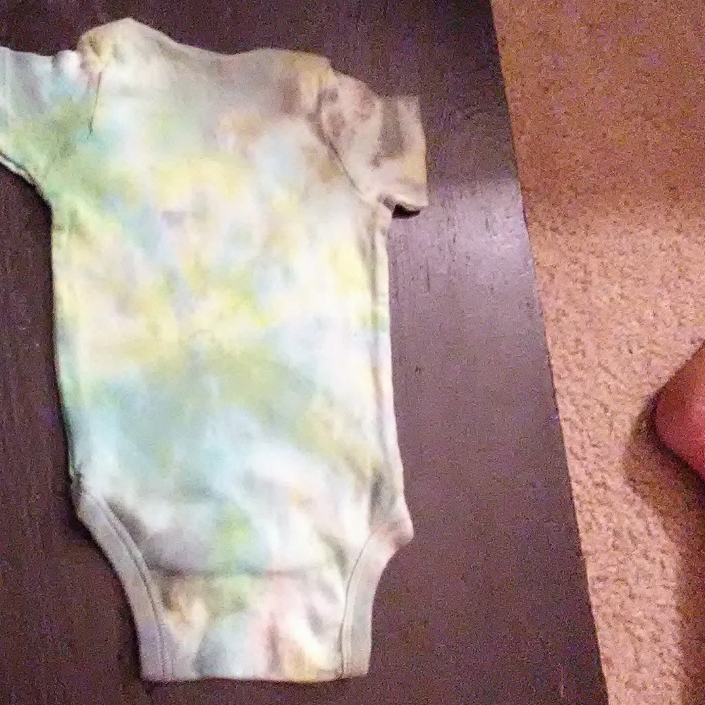 Onsie - Picture 2 of 2